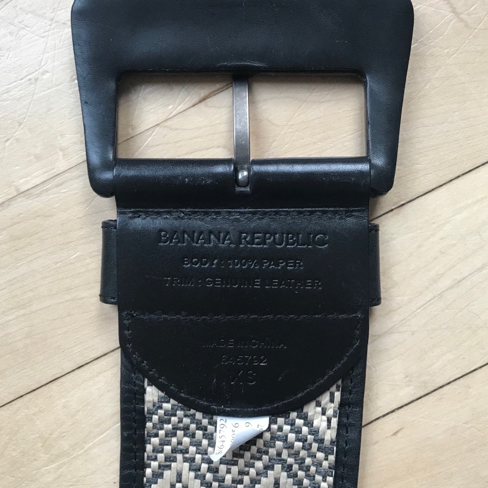 XS Banana Republic Belt